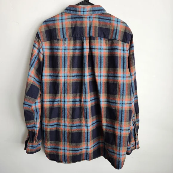 The North Face Plaid Flannel - Picture 4 of 7